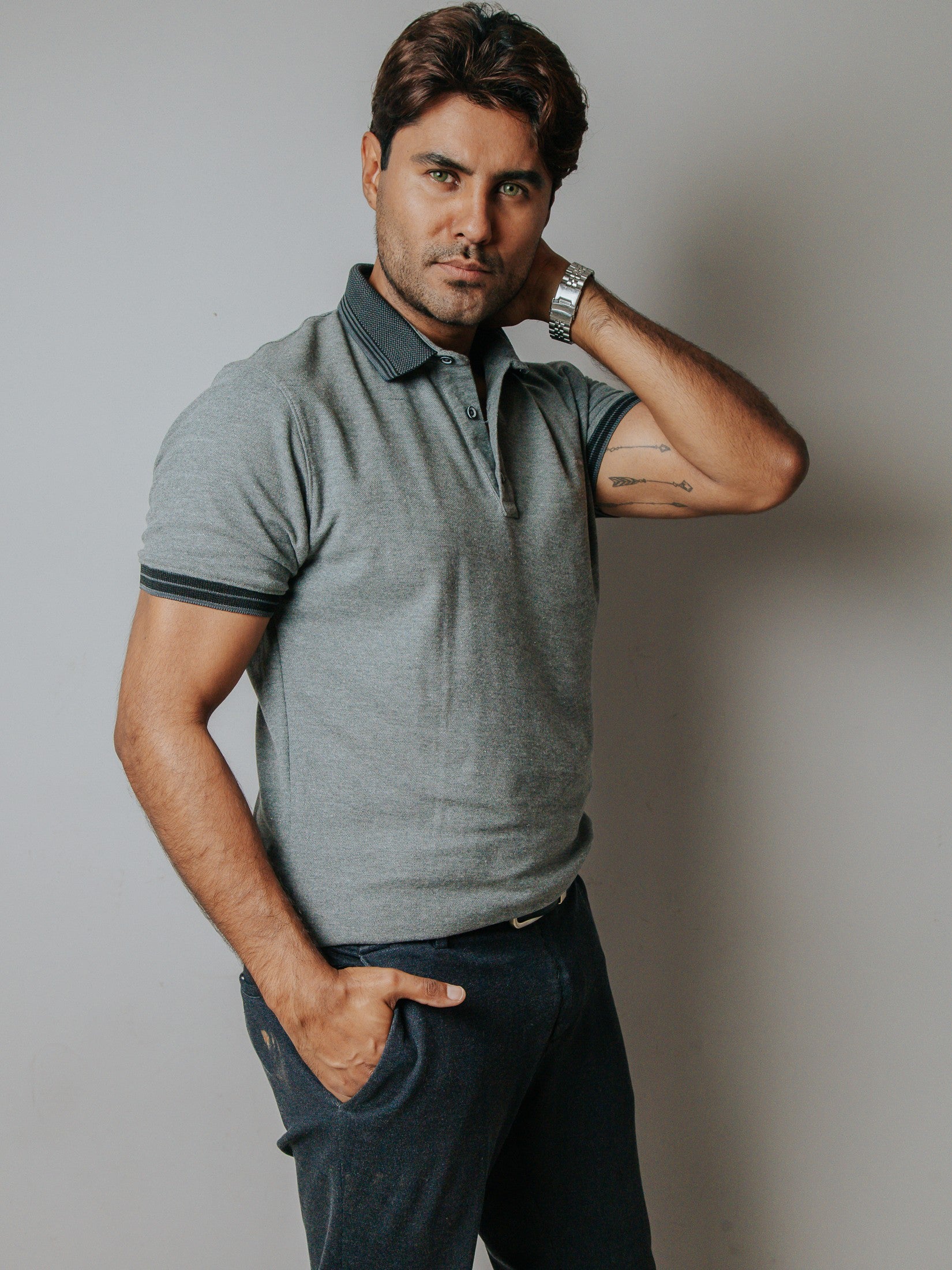 Playera Polo Hombre Slim Fit Gris Detalle Negro