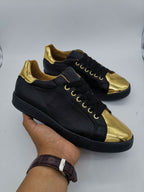 Tenis Unisex Negros Detalles Dorado