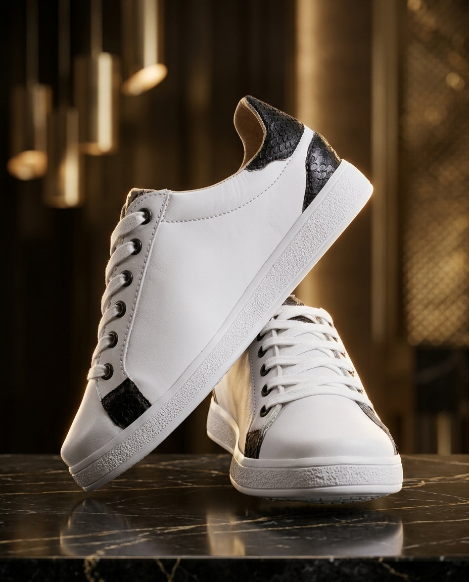 Tenis Unisex Sneakers Blancos Lisos Detalles Negro