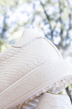 Tenis Hombres Sneakers Blancos Texturizado Snake