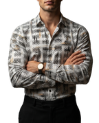 Camisa Hombre Casual Blanca Figuras Negras Destellos