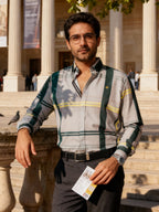 Camisa Hombre Casual Gris Detalles Líneas Amarillo y Rojo