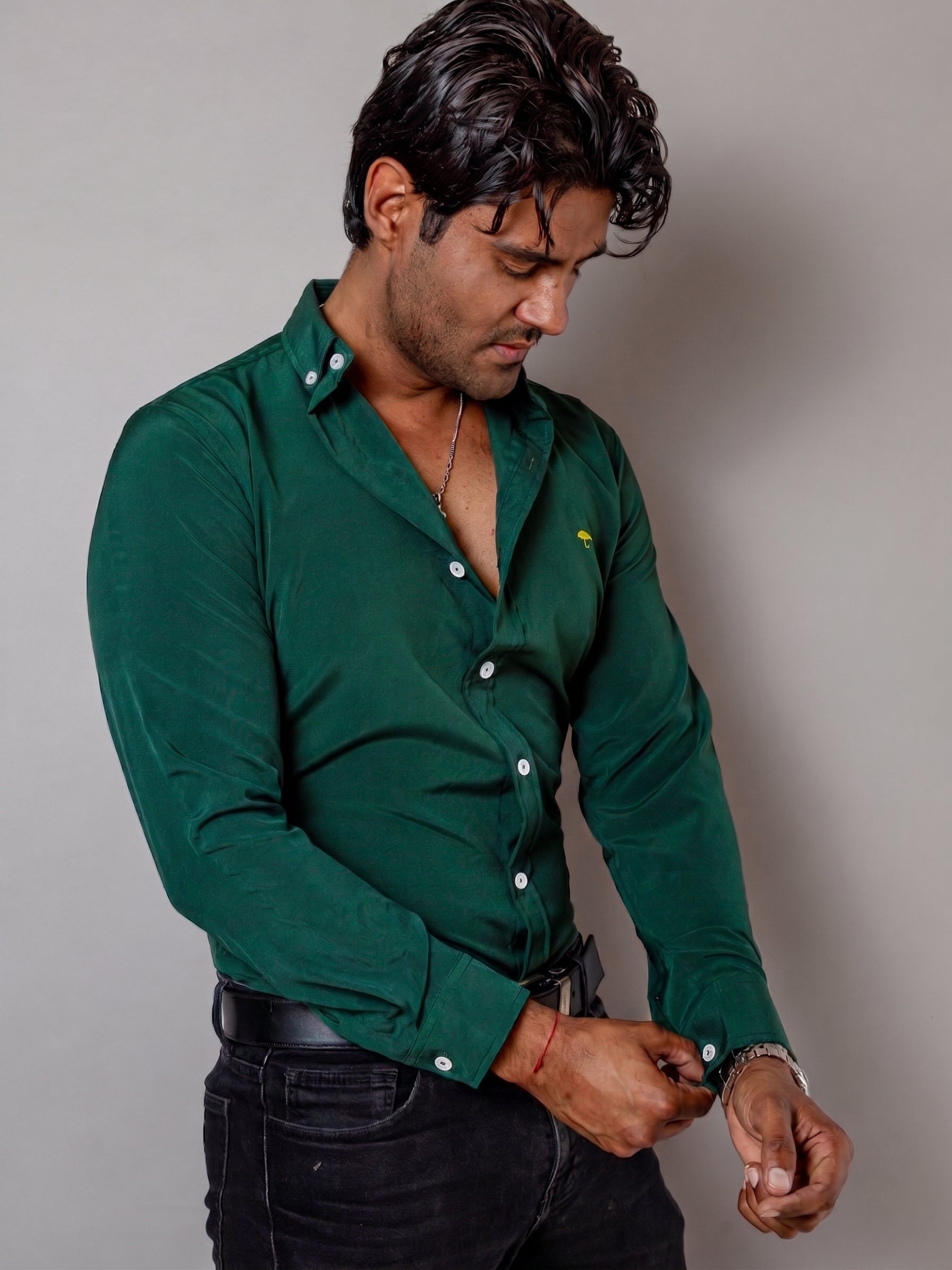 Camisa Hombre Casual Verde Oscuro Lisa