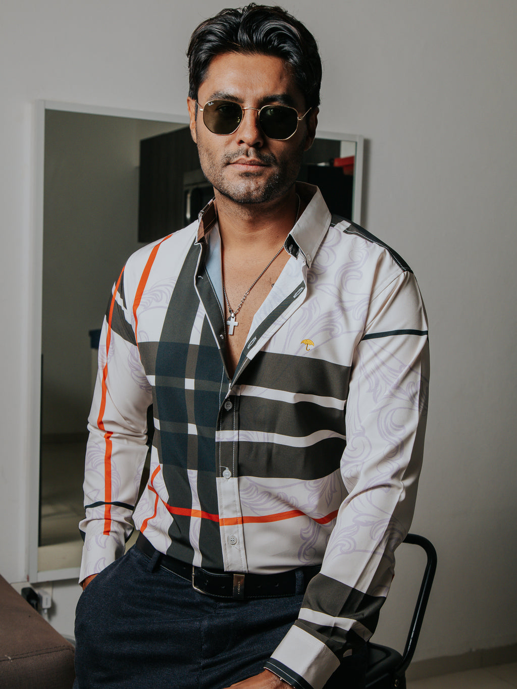 Camisa Casual Hombre Crema Líneas Chocolate Naranja Flores