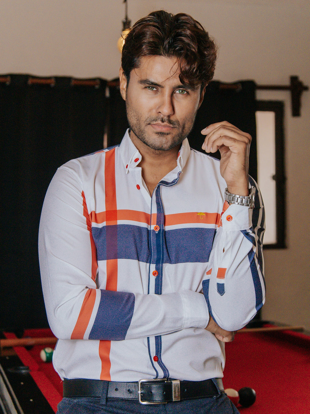 Camisa Hombre Casual Color Hueso Líneas Azul y Rojo