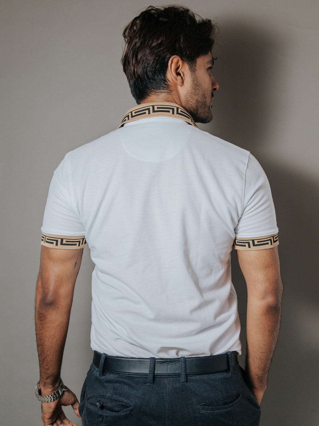 Playera Polo Hombre Slim Fit Blanca Detalle Beige