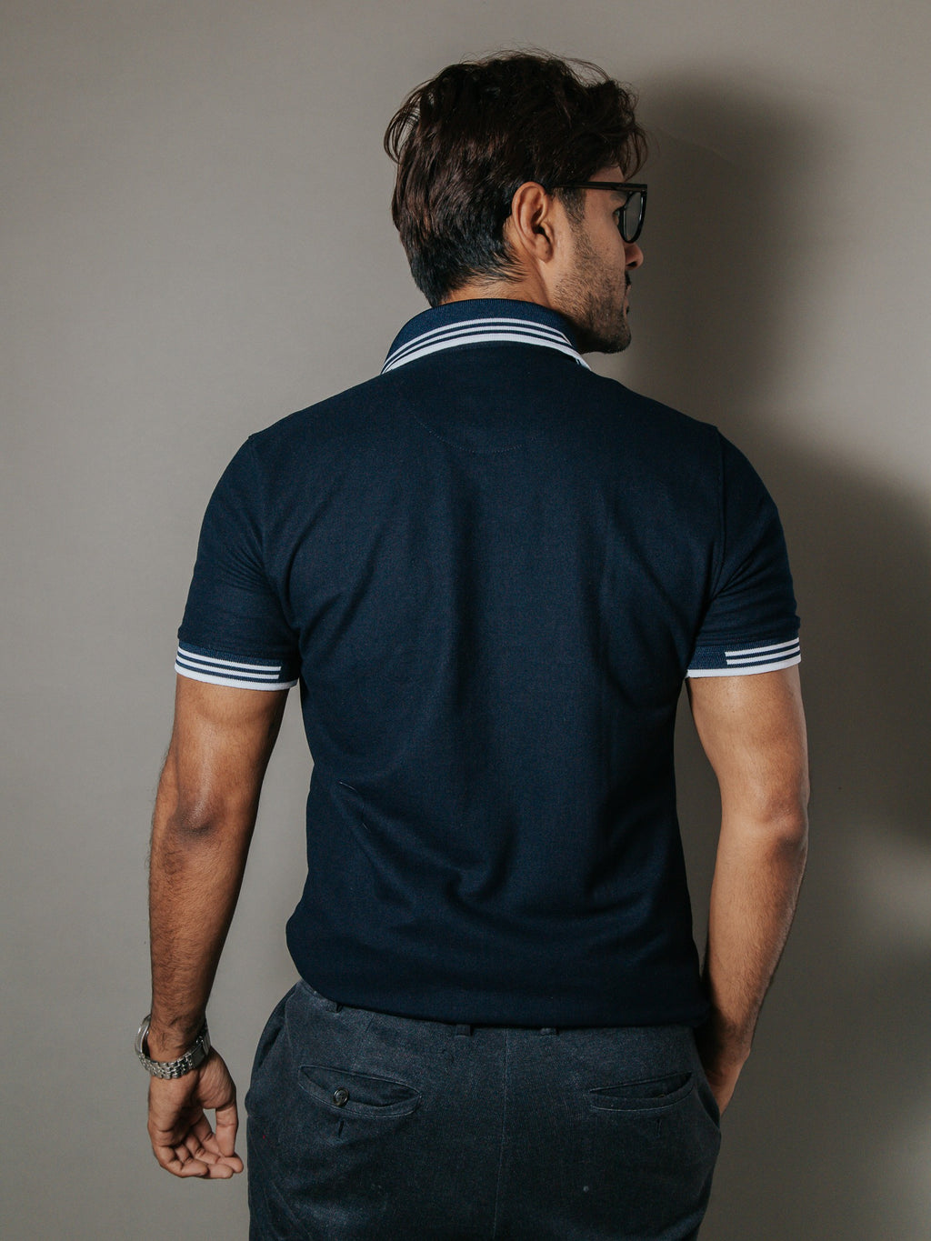 Playera Polo Hombre Slim Fit Azul Marino Detalle Blanco