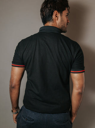 Playera Polo Hombre Slim Fit Negro Detalle Blanco y Rojo