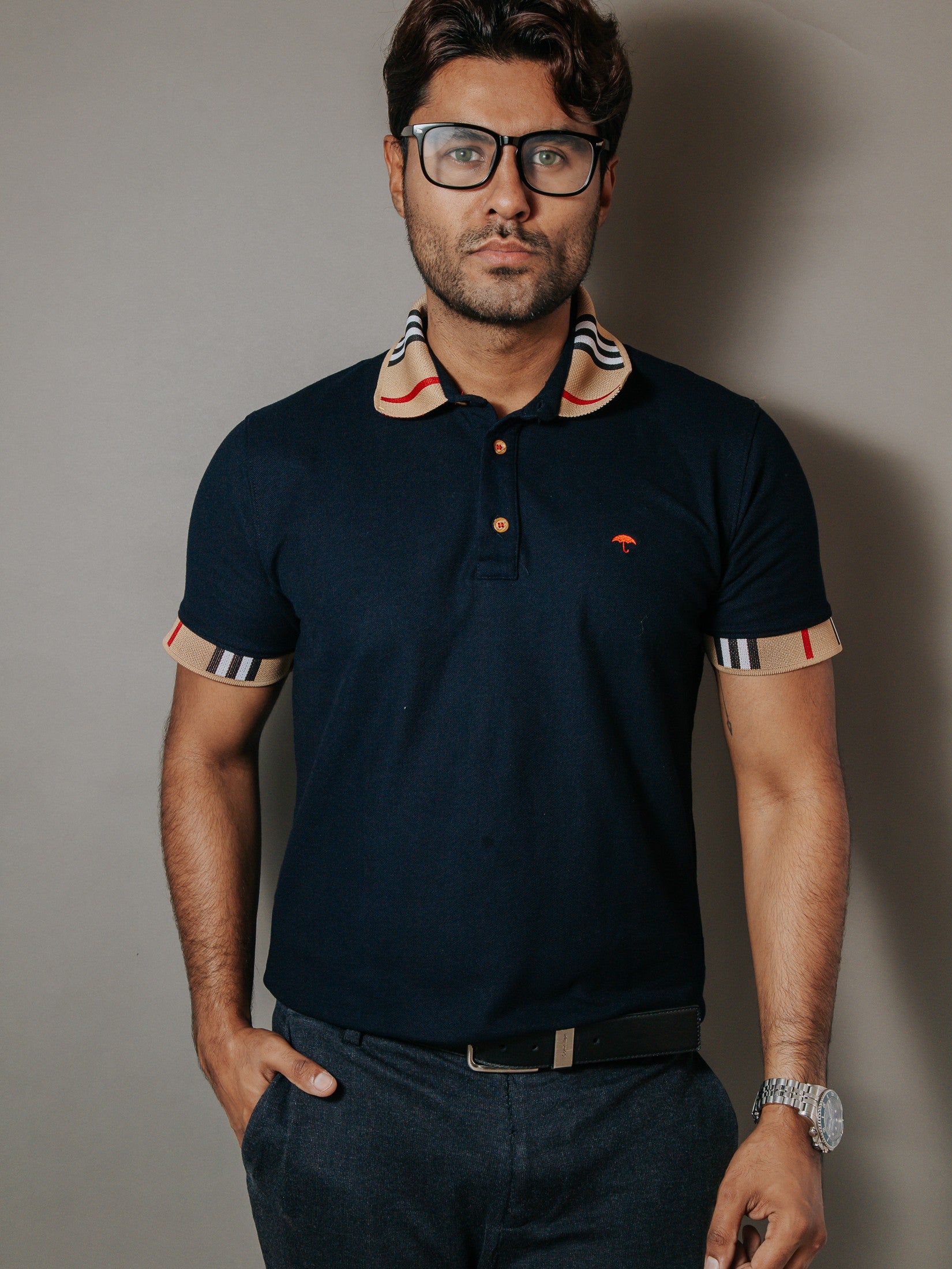 Playera Polo Hombre Slim Fit Azul Marino Detalle Beige