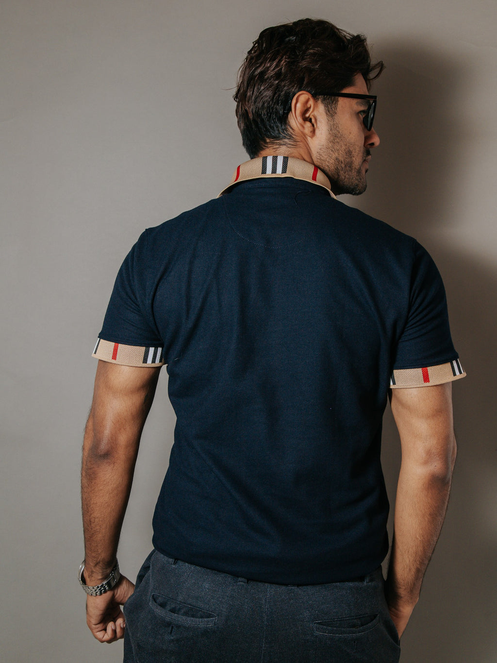 Playera Polo Hombre Slim Fit Azul Marino Detalle Beige