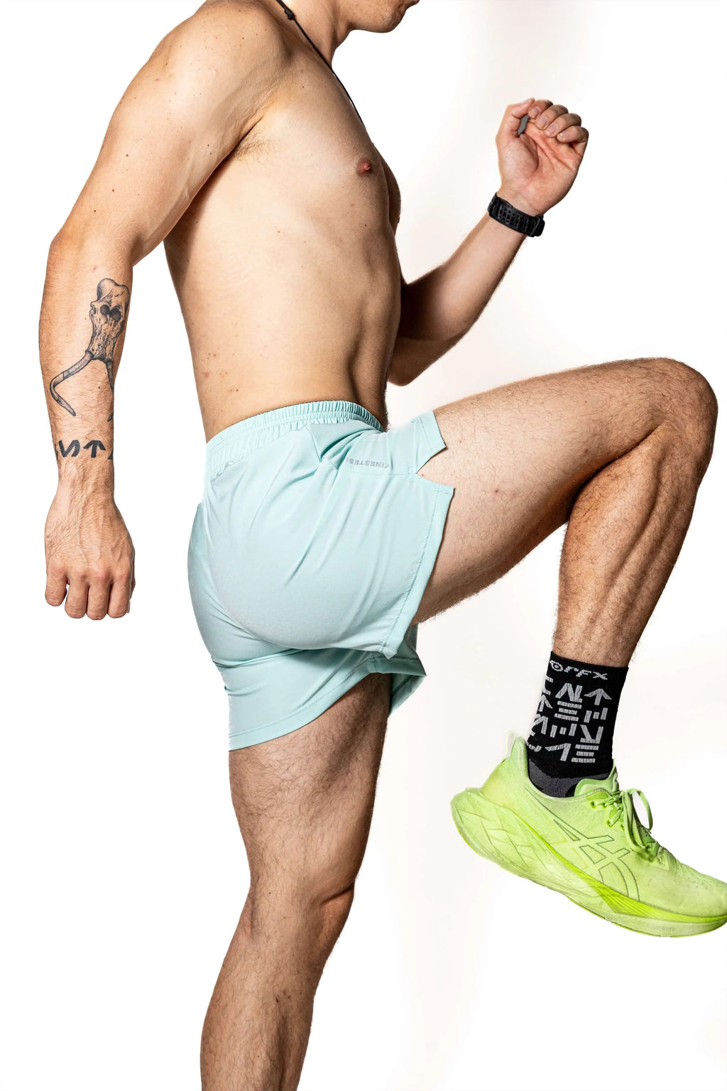 SHORT AZUL AQUA DE COMPETENCIA PARA HOMBRE KINESTESIA