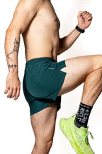 SHORT VERDE OSCURO DE COMPETENCIA PARA HOMBRE KINESTESIA