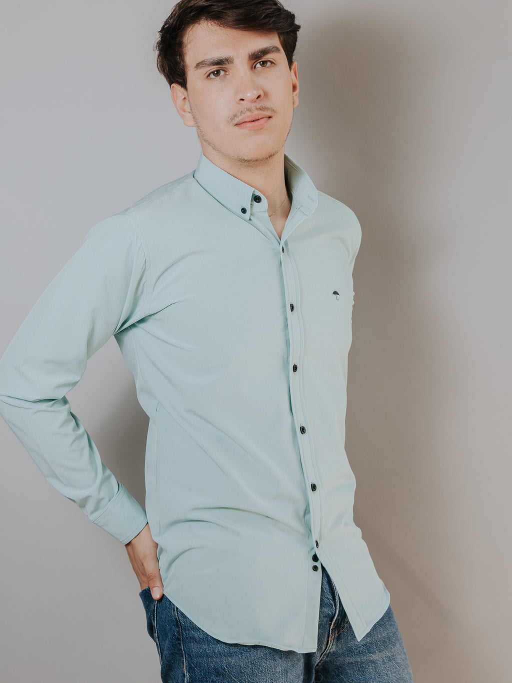 Camisa Hombre Casual Slim Fit Azul Menta Lisa - 34 (S)-Tiendas Platino