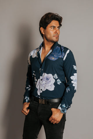 Camisa Hombre Casual Negra Rosas Moradas y Blancas