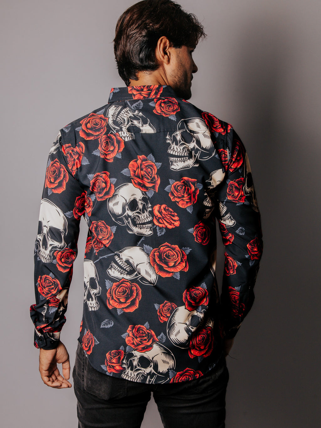 Camisa Hombre Casual Calaveras y Rosas Negra