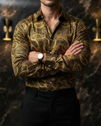 Camisa Hombre Casual Figuras Doradas, Negras
