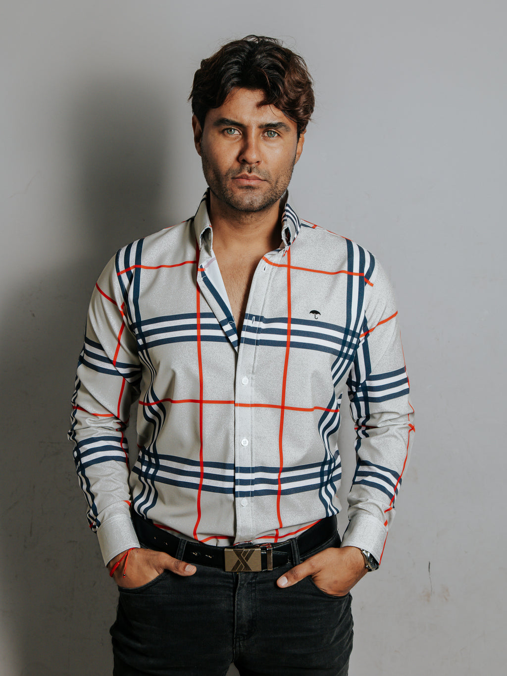 Camisa Hombre Casual Gris Cuadro Blanco y Azul Línea Naranja