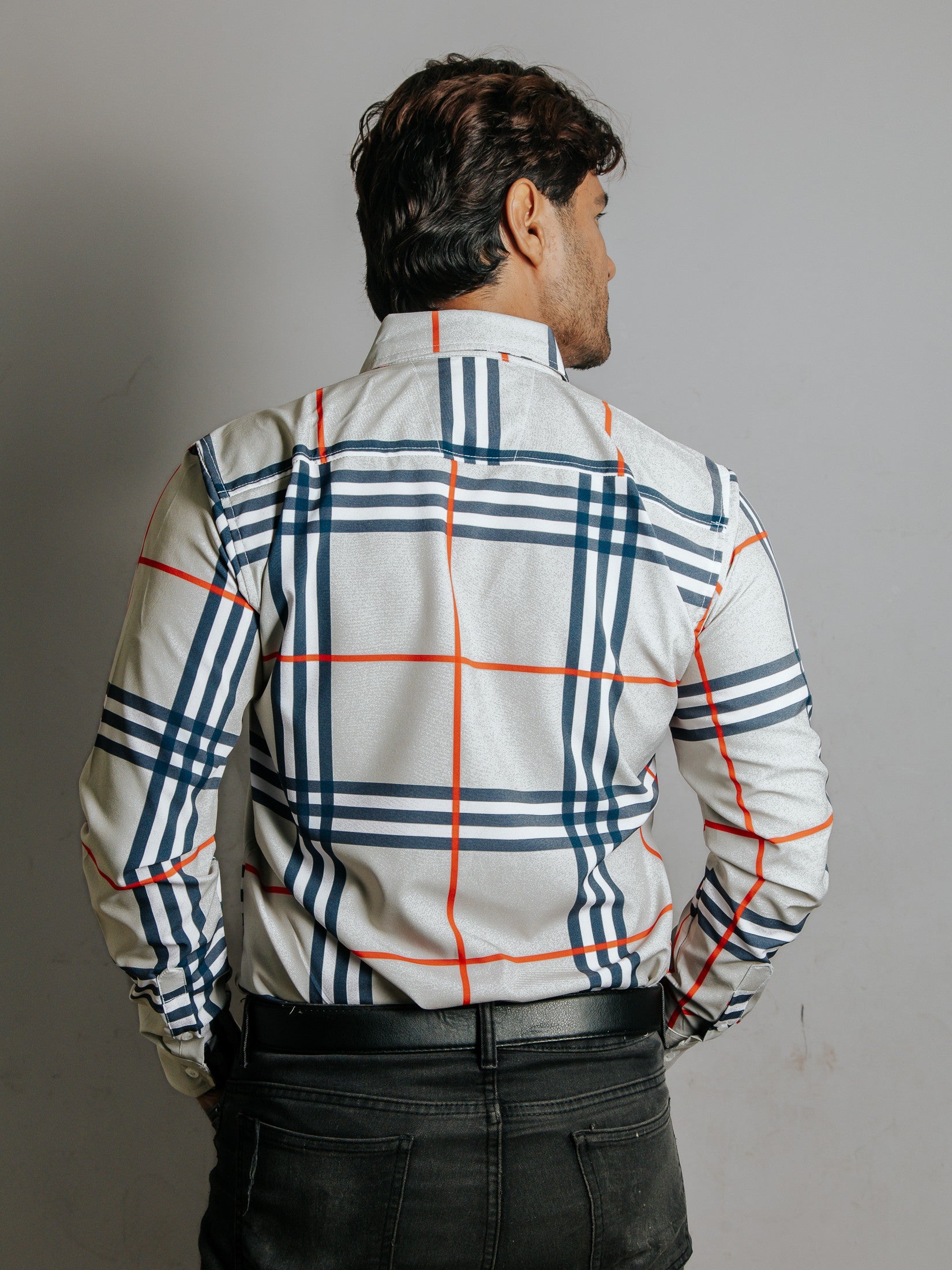 Camisa Hombre Casual Gris Cuadro Blanco y Azul Línea Naranja