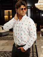Camisa Hombre Casual Blanca Detalle Picas Trébol Corazones
