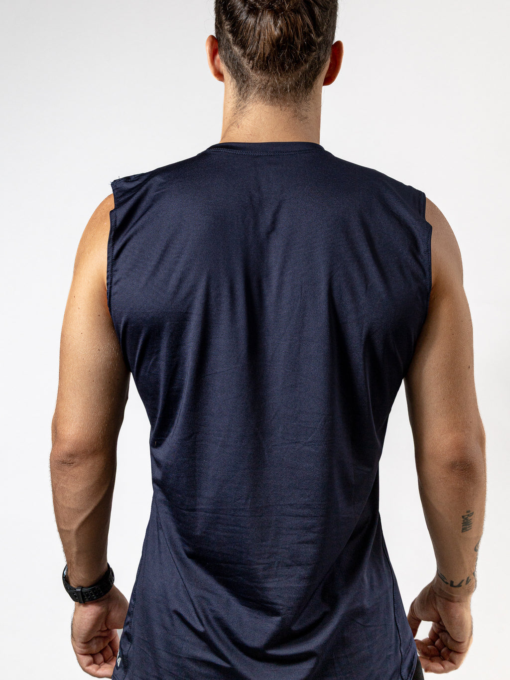 Playera Sin Mangas Azul Marino Para Hombre Basic Kinestesia