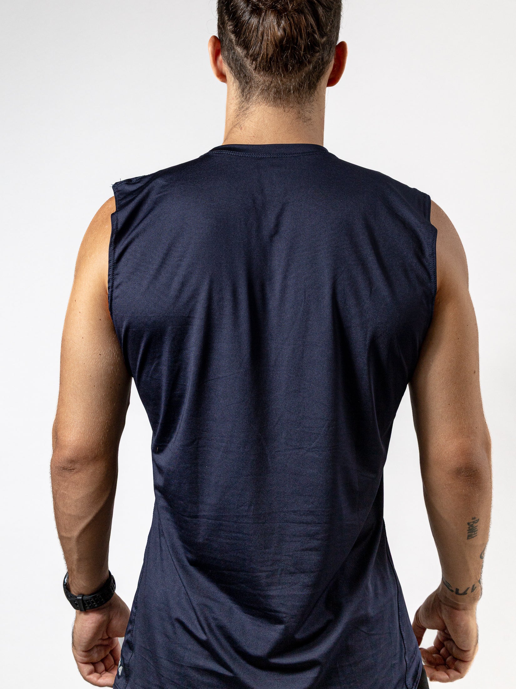 Playera Sin Mangas Azul Marino Para Hombre Basic Kinestesia