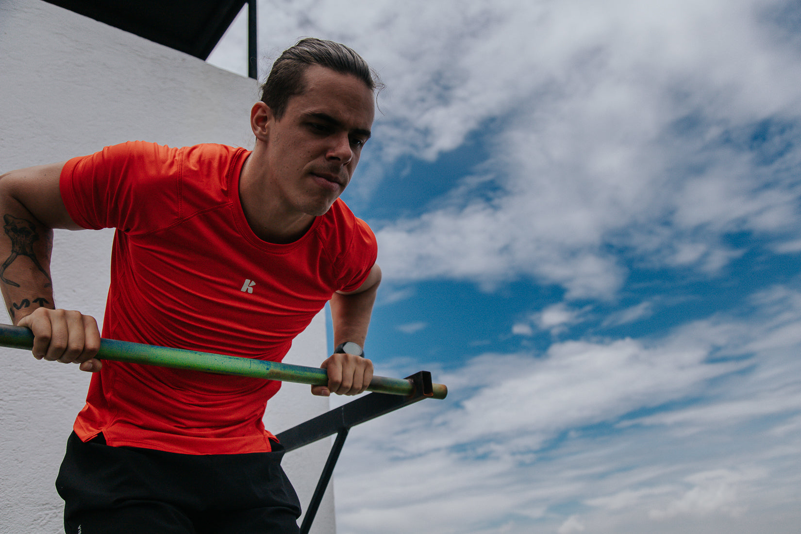 Playera Manga Corta Roja Para Hombre Basic Kinestesia - S-Tiendas Platino