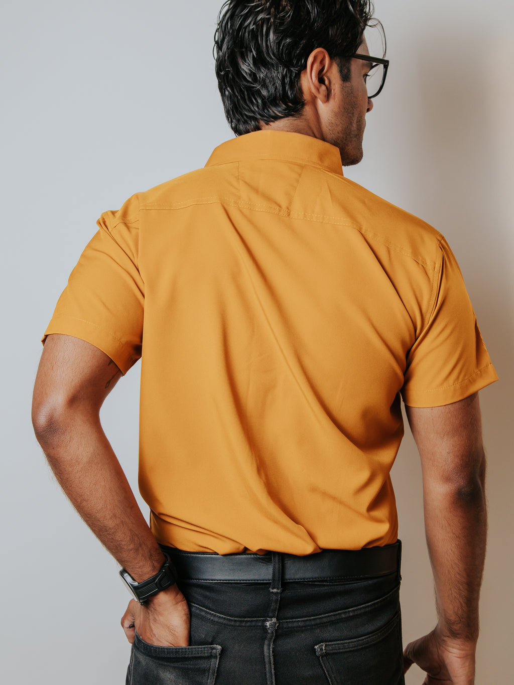 Camisa Casual Hombre, Lisa Mostaza - 34 (S)-Tiendas Platino