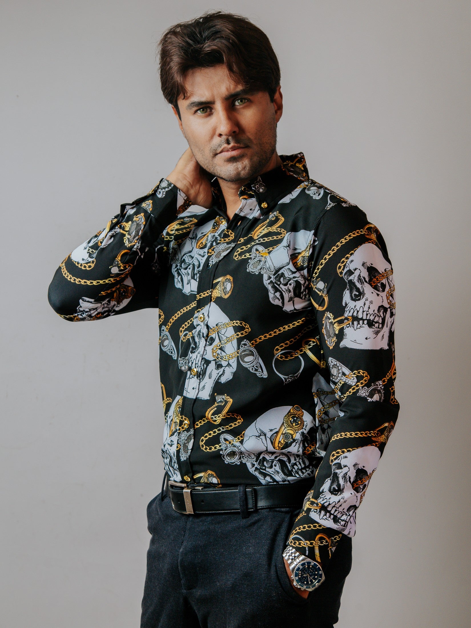 Camisa Hombre Casual Negra Calaveras Blancas Cadenas