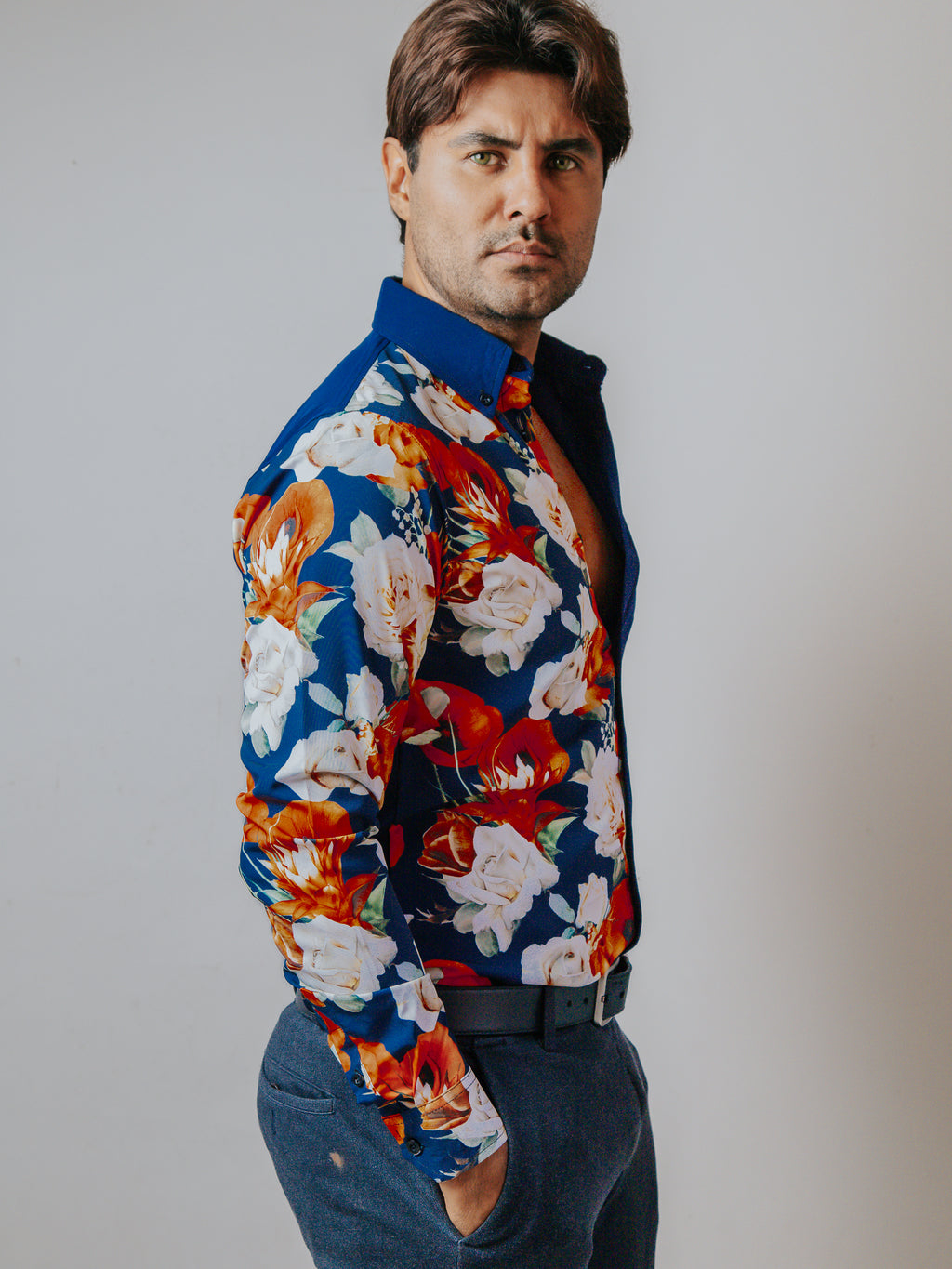 Camisa Hombre Casual Flores Naranjas, Blancas  - Azul Marino