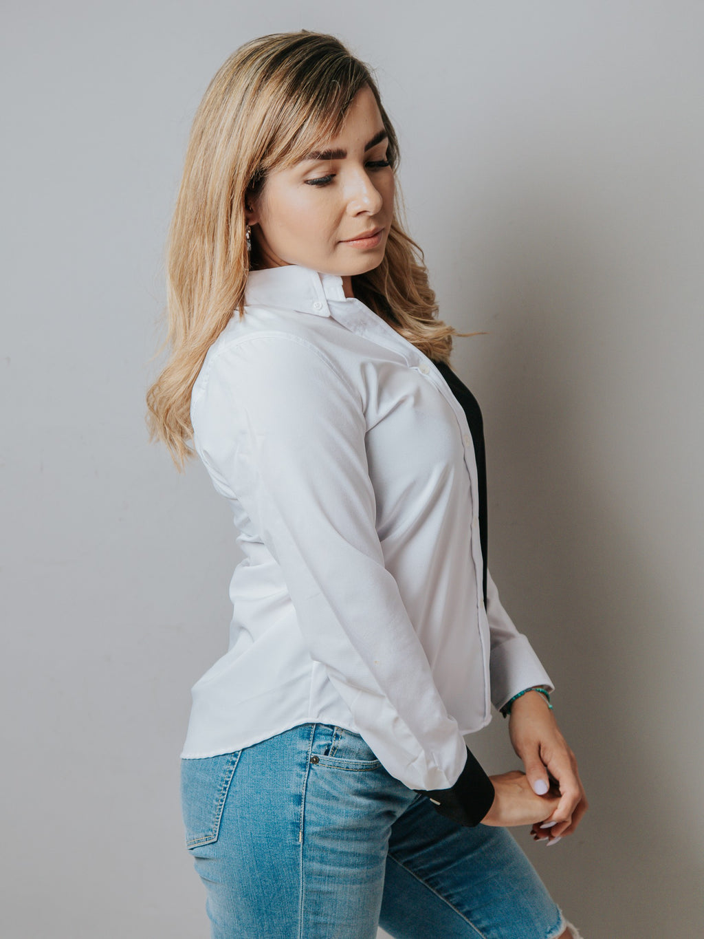 Camisa Mujer Casual Slim Fit Lisa Blanca y Negra - 6 - 7 (S)-Tiendas Platino