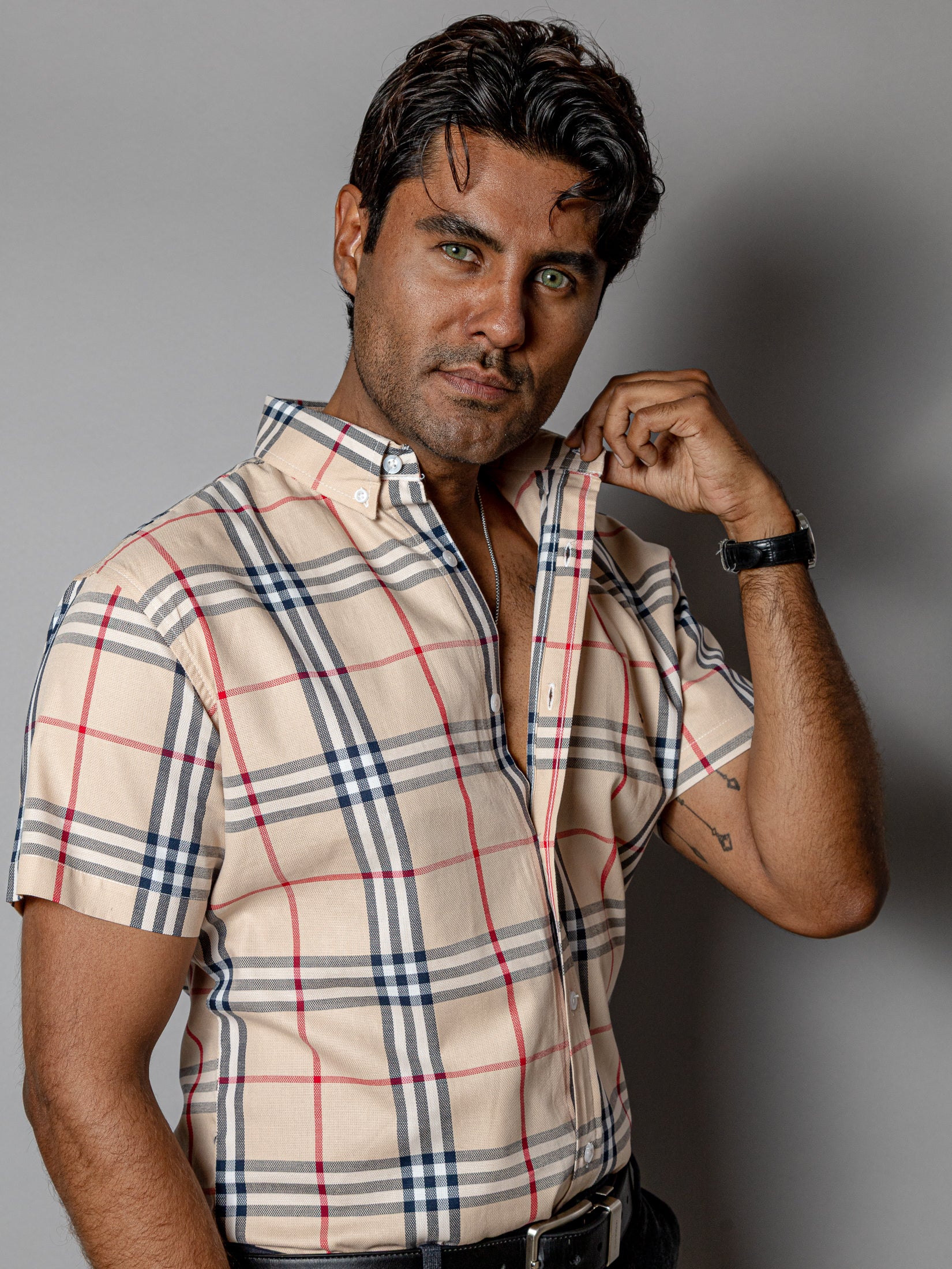 Camisa Casual Hombre Beige Líneas Rojo Negro y Blanco - 34 (S)-Tiendas Platino