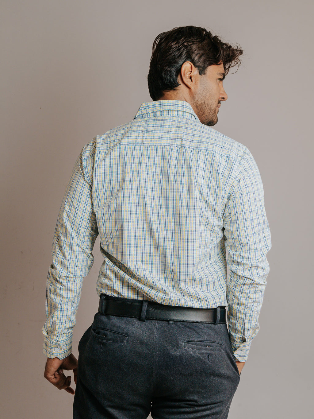 Camisa Hombre Casual Minicuadros Azul Cielo Negro y Amarillo