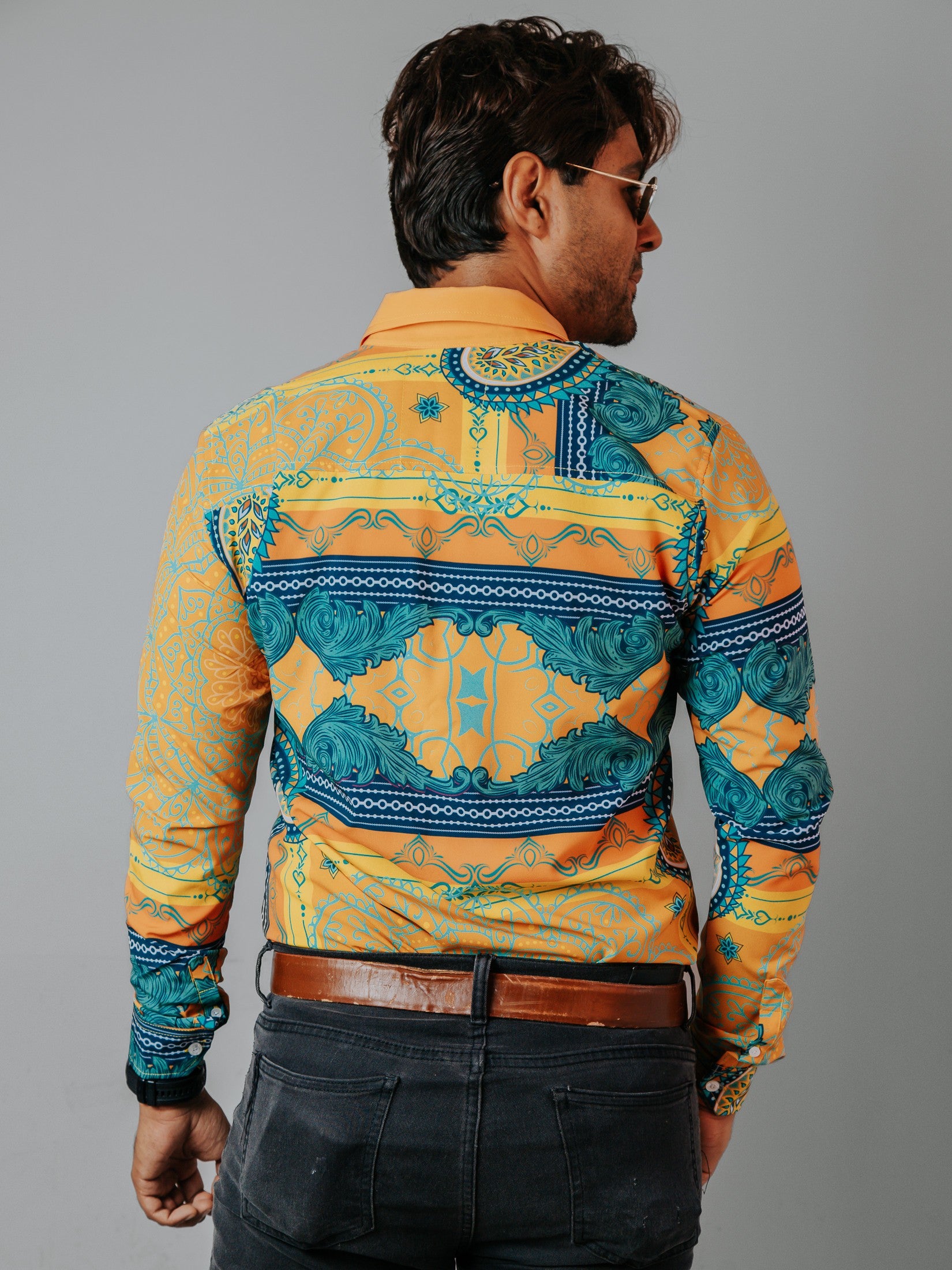 Camisa Hombre Casual Naranja Flores Amarillas Verdes y Azul