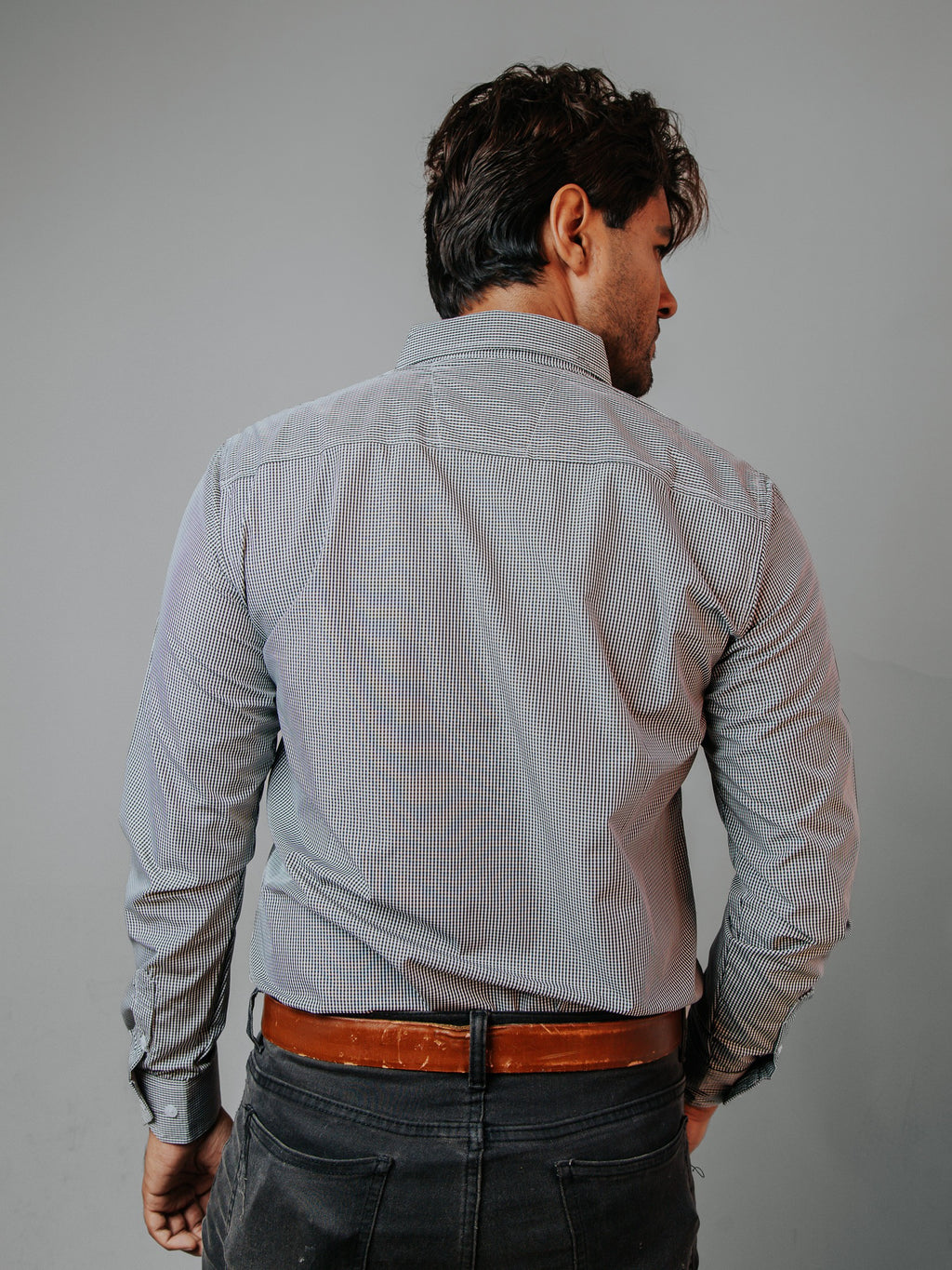 Camisa Hombre Casual Microcuadro Negro