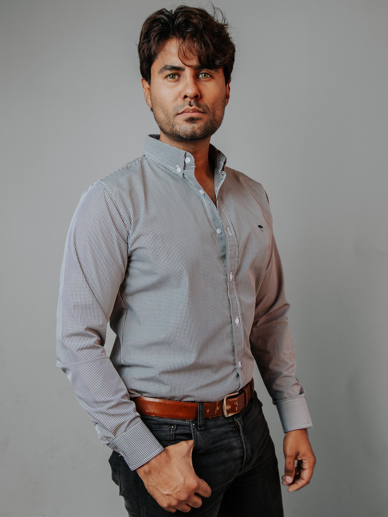 Camisa Hombre Casual Microcuadro Negro