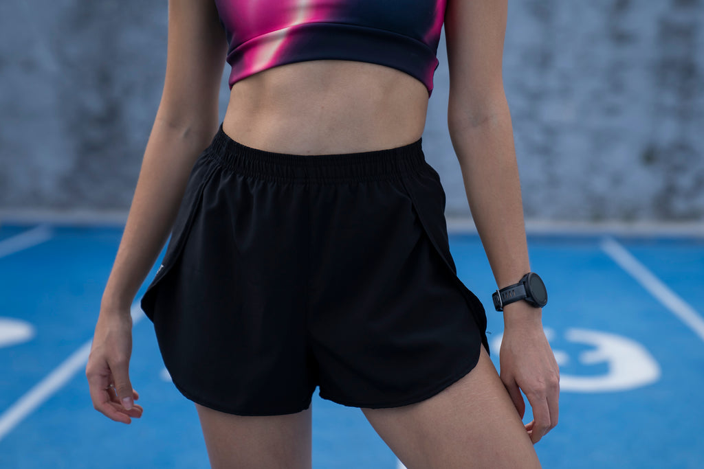 SHORT NEGRO DE COMPETENCIA PARA MUJER KINESTESIA