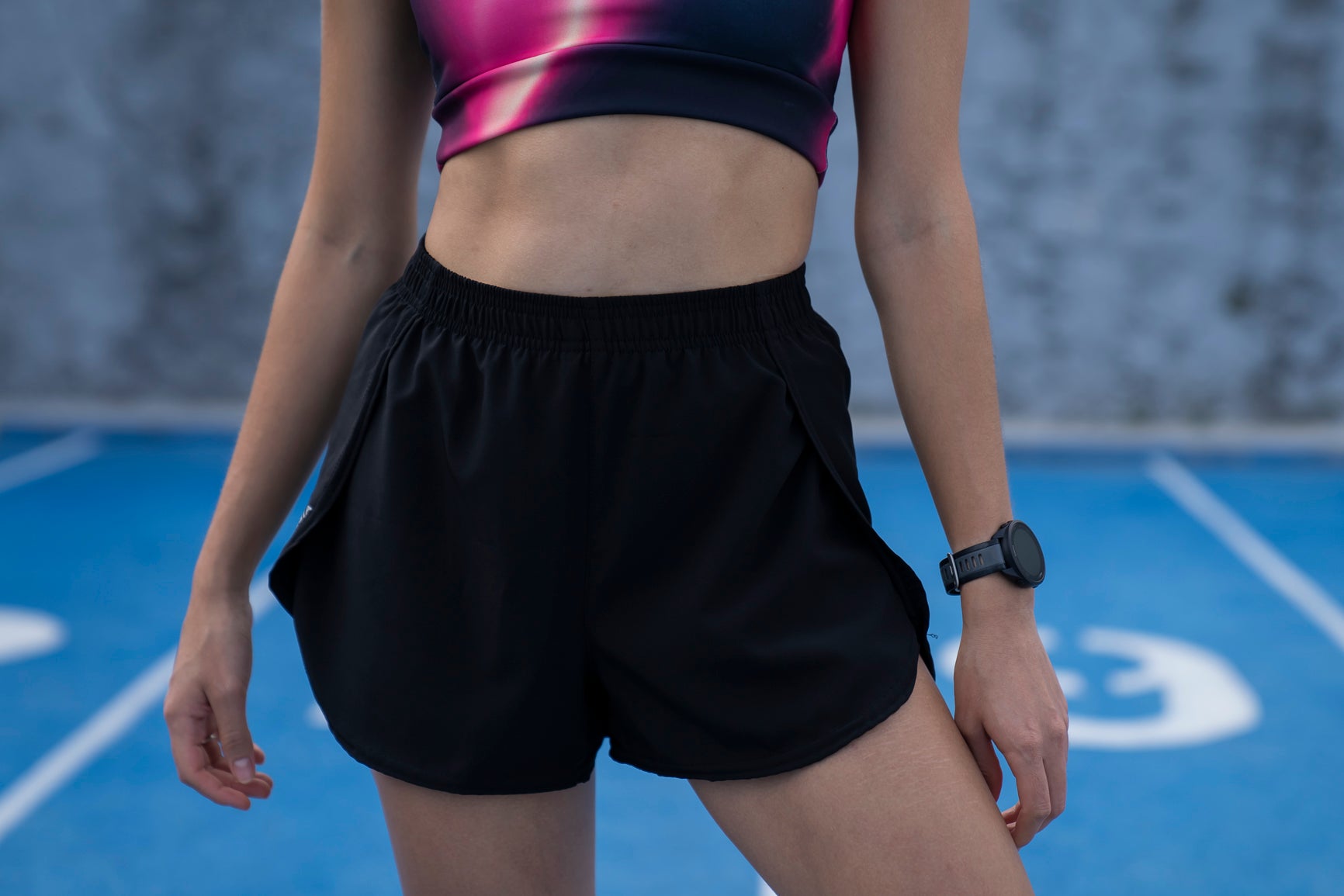SHORT NEGRO DE COMPETENCIA PARA MUJER KINESTESIA