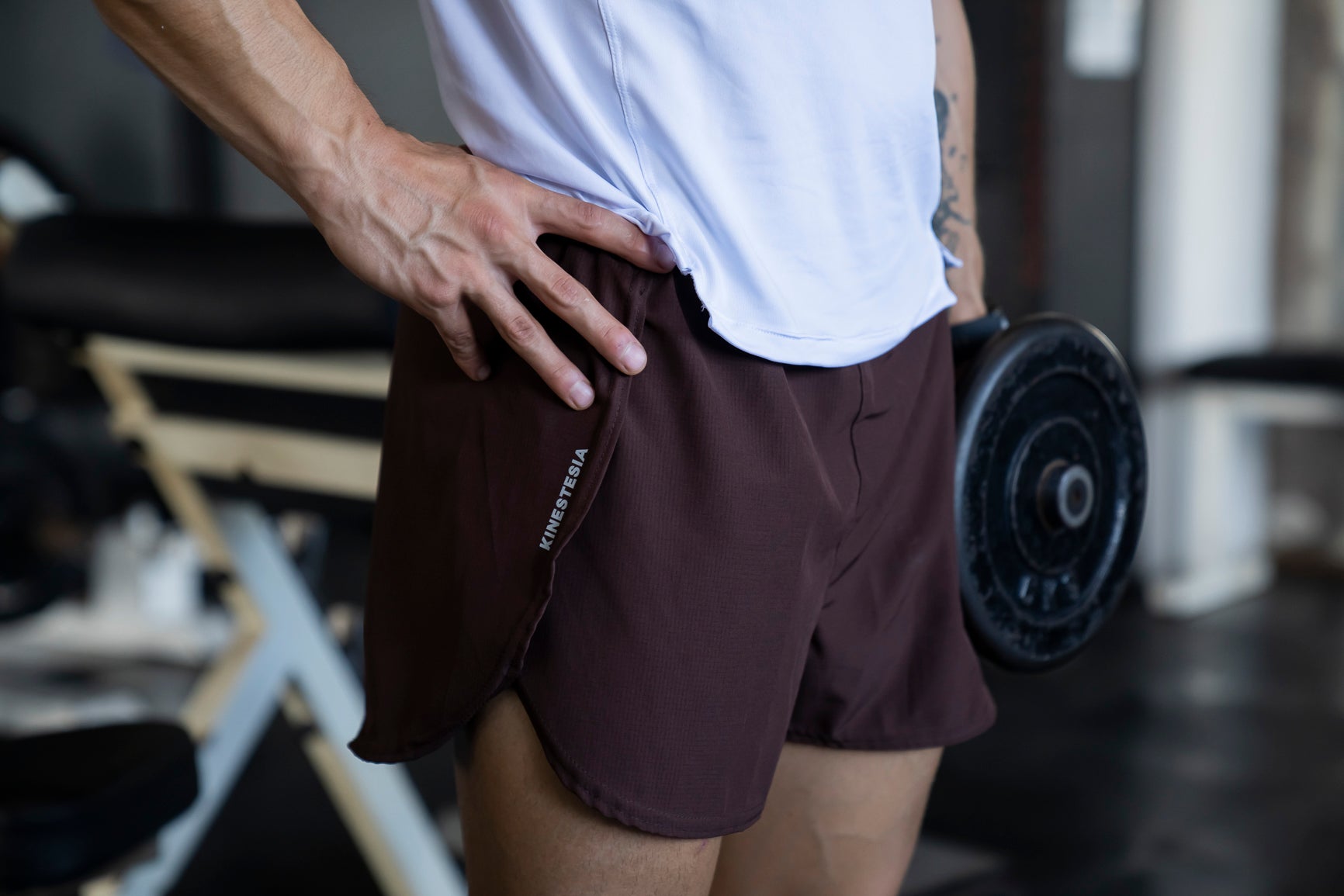 RUNNING SHORT unisex MARRÓN KINESTESIA