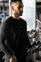PLAYERA MANGA LARGA NEGRA PARA HOMBRE KINESTESIA