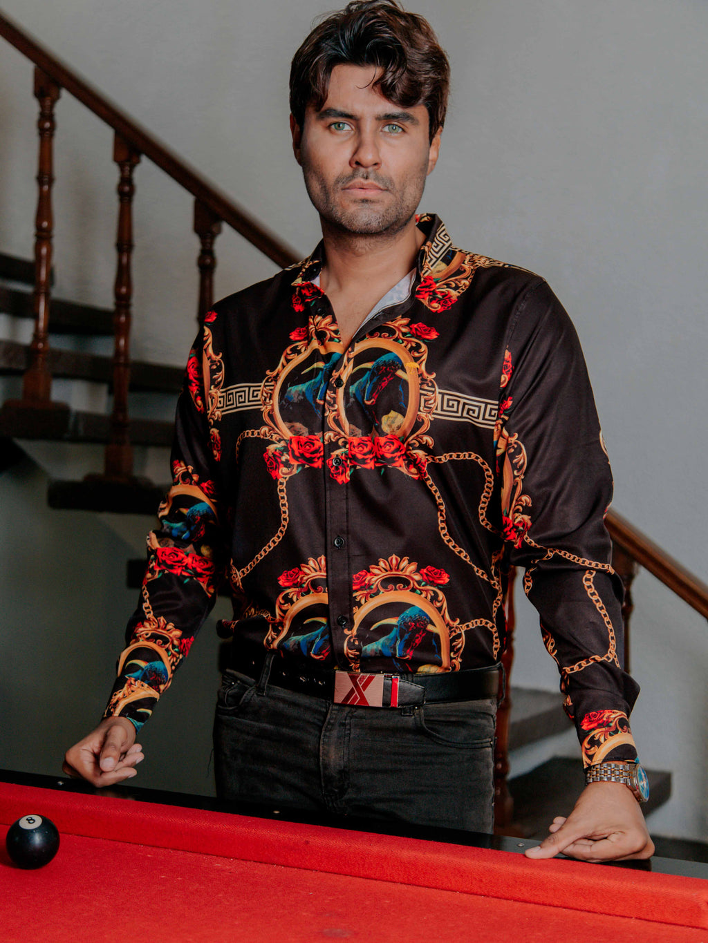 Camisa Hombre Casual Slim Fit Negro Toro Medallón