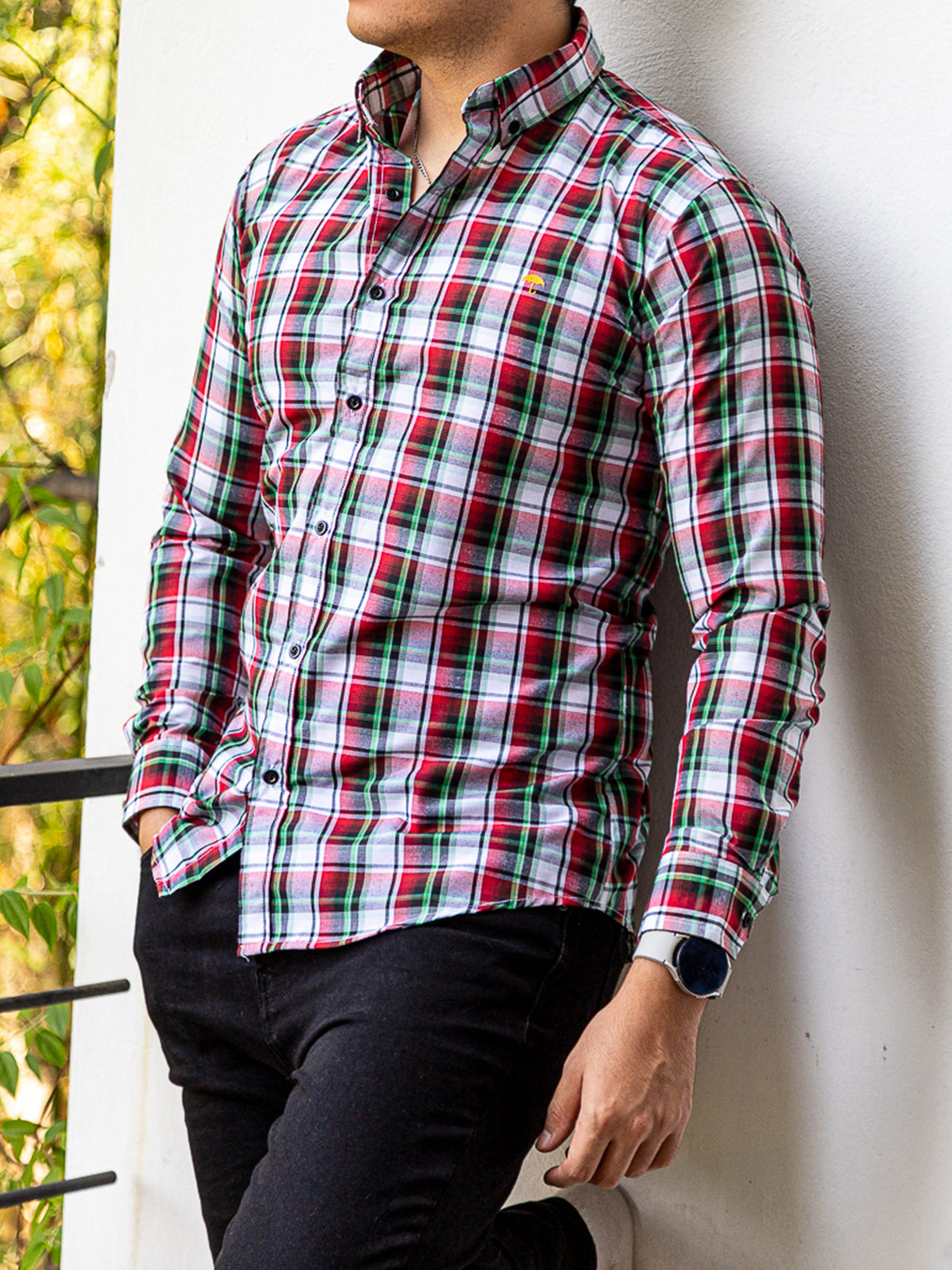 Camisa de Hombre a cuadros  — Moon & Rain. Prenda elegante y moderna.