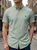 Camisa de Hombre   — Moon & Rain. Prenda elegante y moderna.