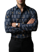 Camisa Hombre Casual Azul Marino Figuras Blancas