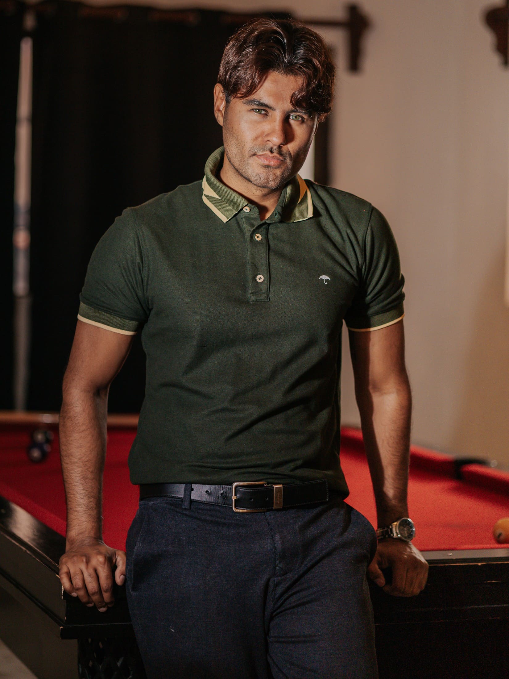Playera Polo Hombre Slim Fit Verde Detalle Beige