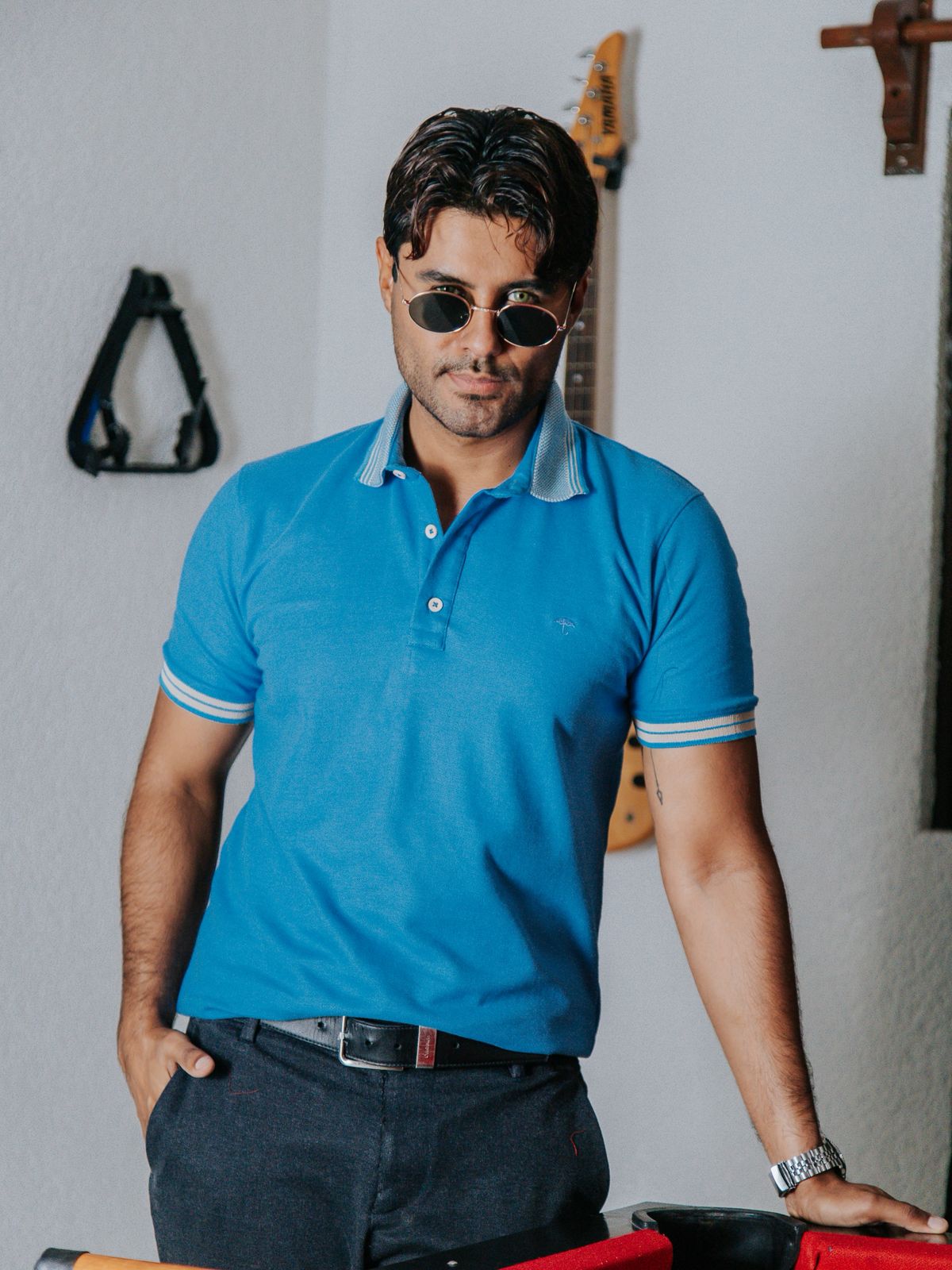 Playera Polo Hombre Slim Fit Azul Cielo Detalle Beige