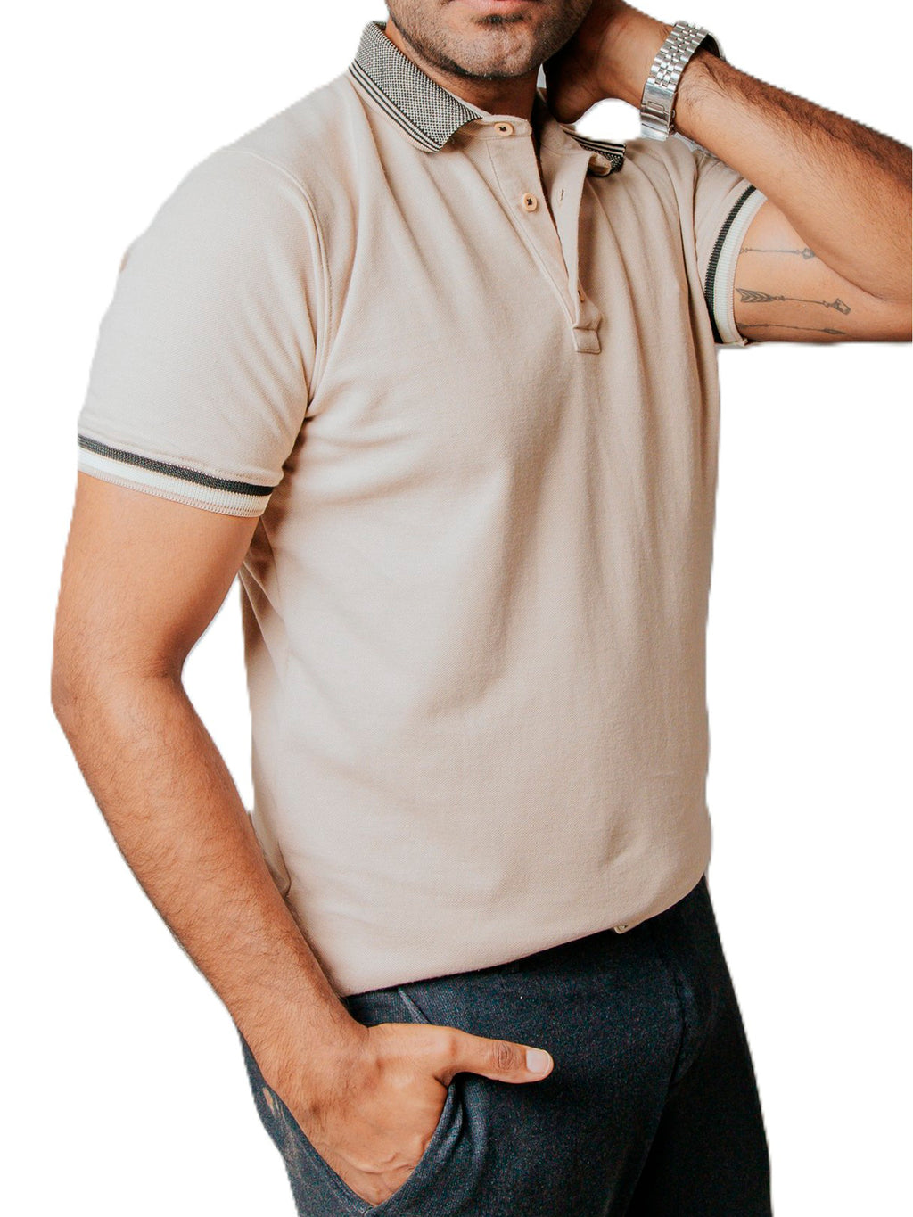 Playera Polo Hombre Casual Beige detalle Negros