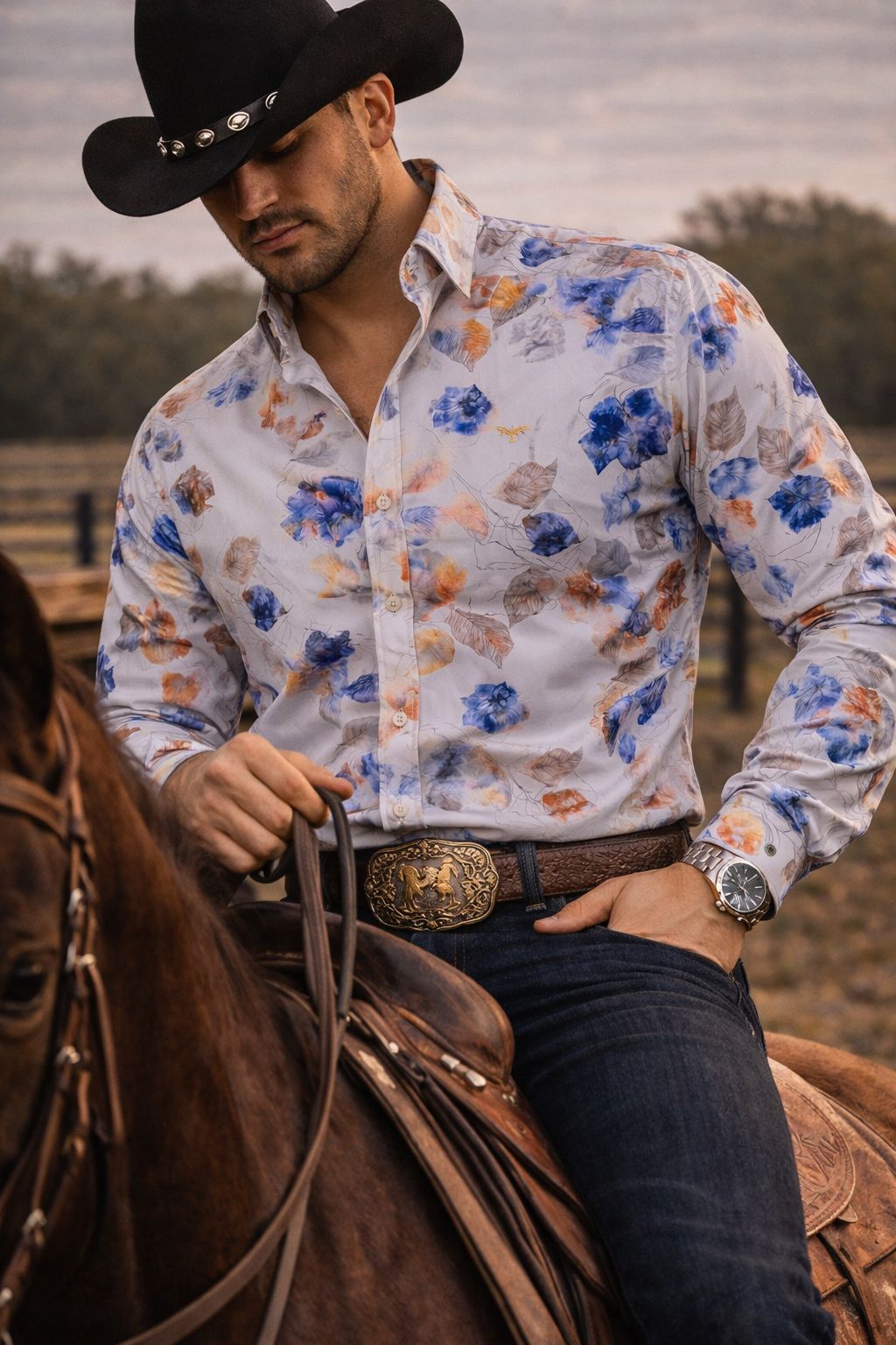 Camisa Hombre Casual Slim Fit Blanca Hojas Tornasol Azul