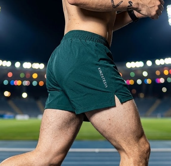 SHORT VERDE OSCURO DE COMPETENCIA PARA HOMBRE KINESTESIA