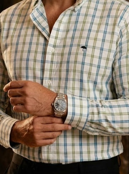 Camisa Hombre Lisa Azul Cielo Verde — Verdant Drift | Moon & Rain