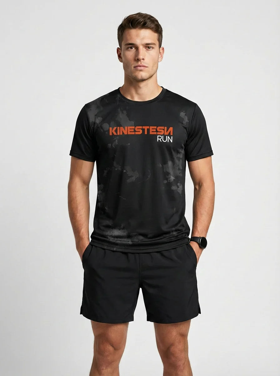 PLAYERA MANGA CORTA KINESTESIA RUN 2.0 · BLACK EDITION HOMBRE